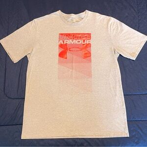 Under Armour Men's T-Shirt